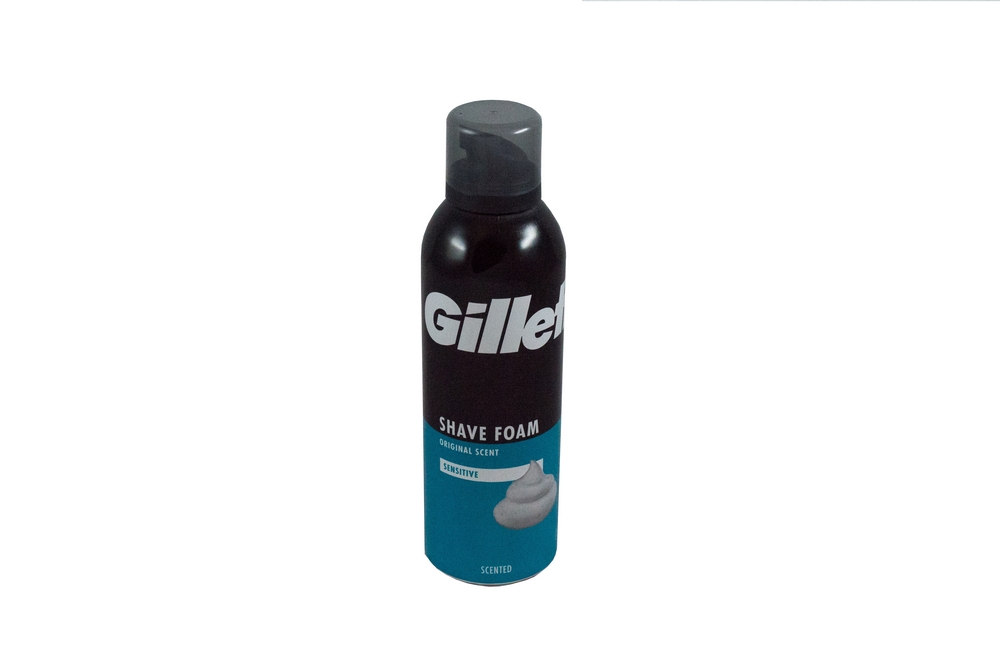 Gillette pěna na holení 200 ml